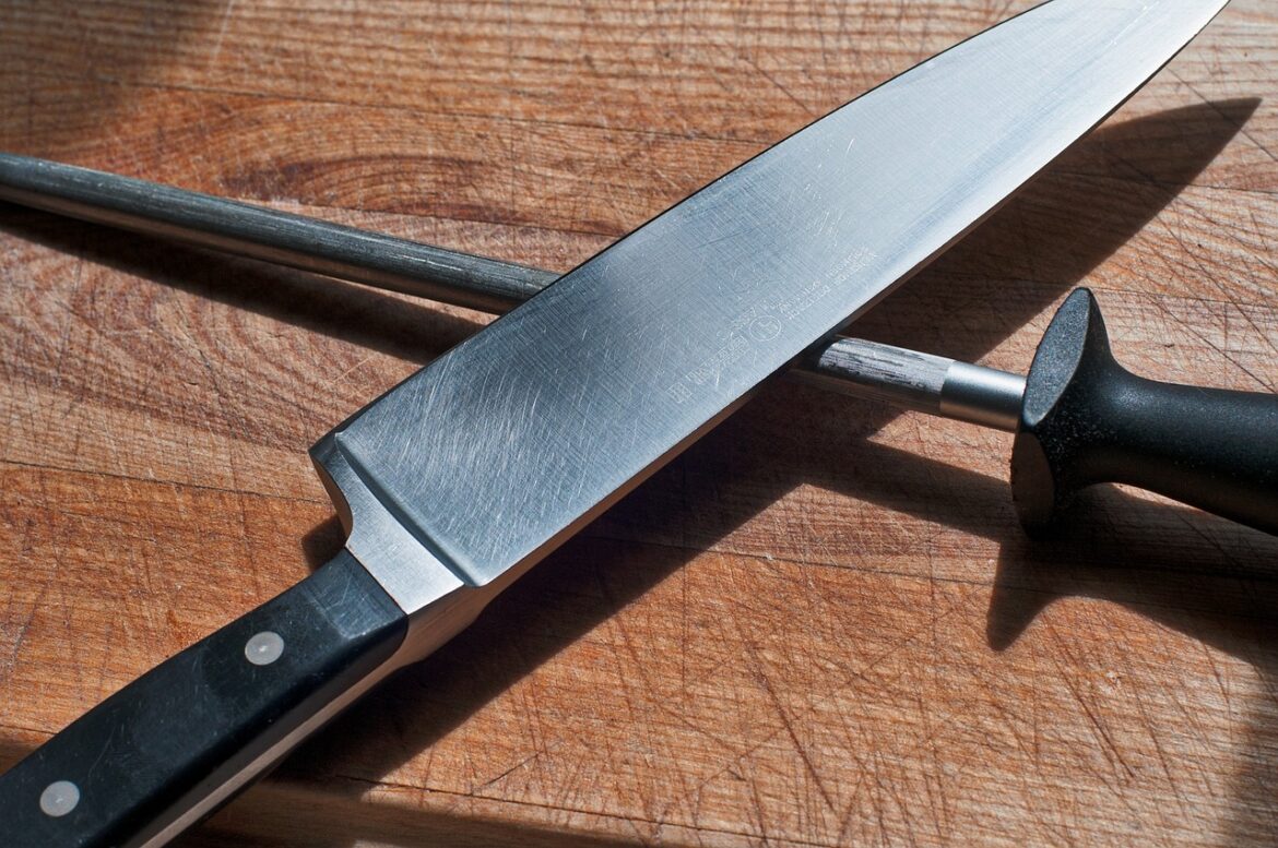 Få et strygestål til at slibe dine knive hurtigt og effektivt